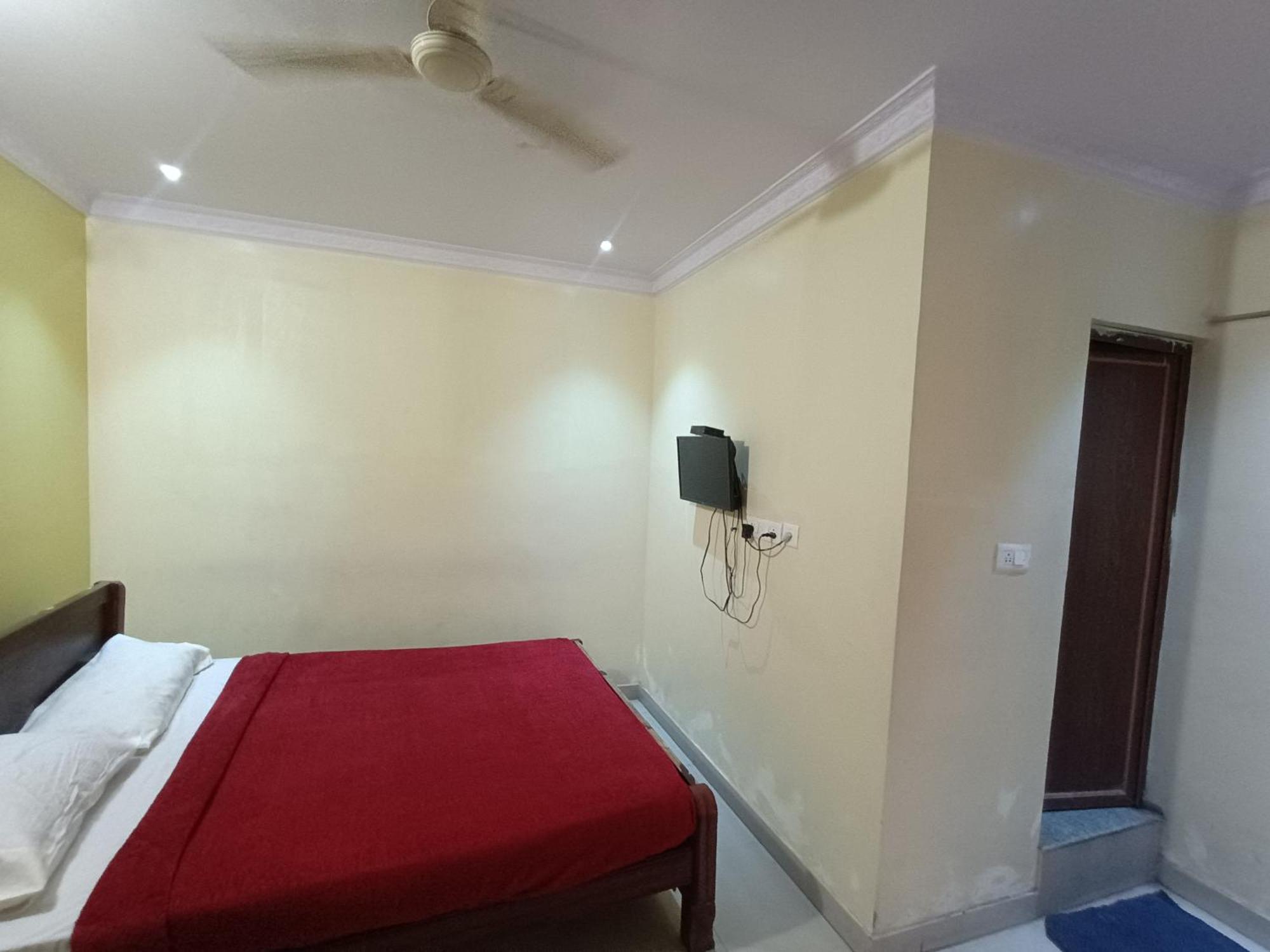 Hotel Malnad Grand Inn Kumbalgod Εξωτερικό φωτογραφία