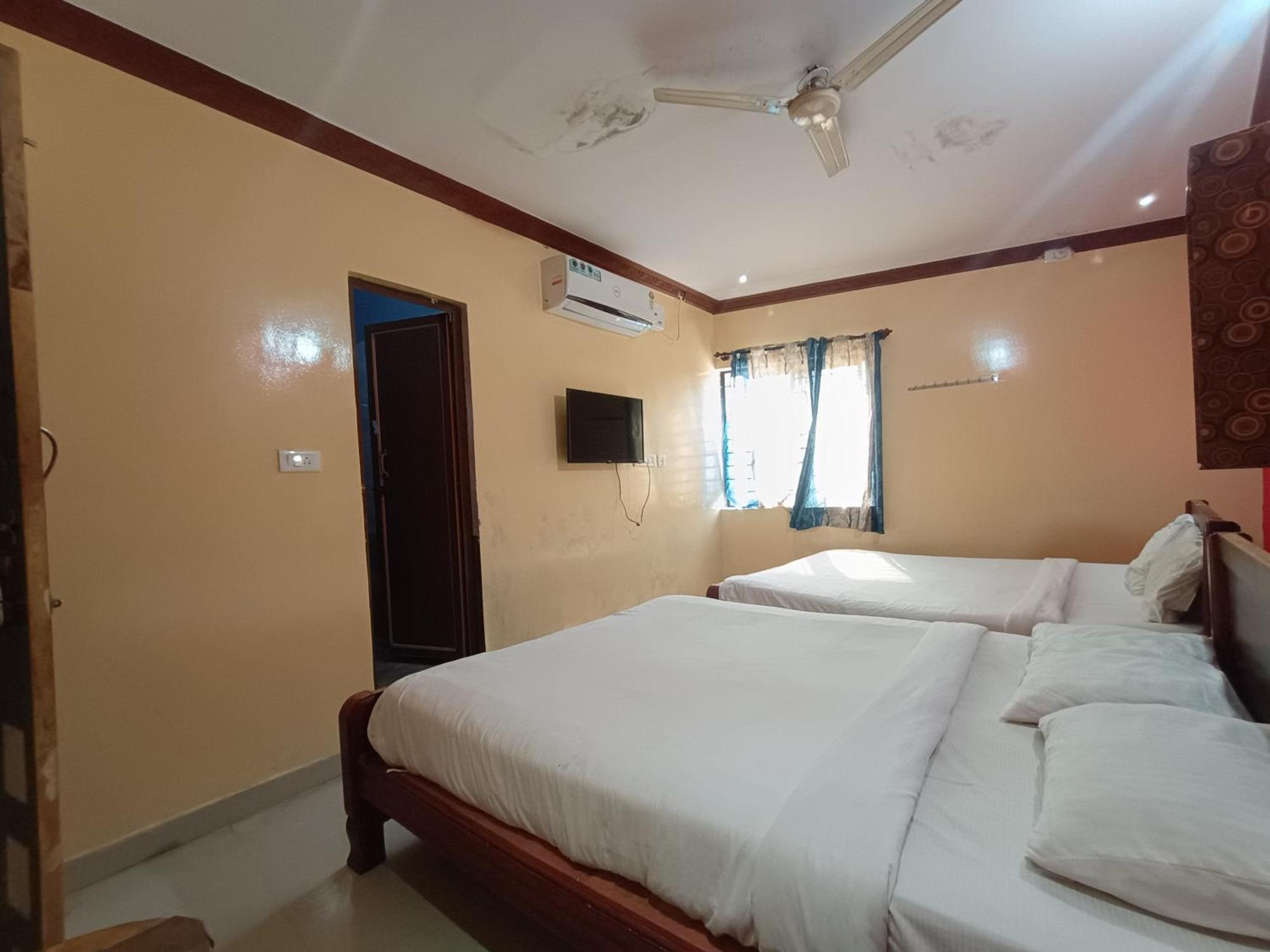 Hotel Malnad Grand Inn Kumbalgod Εξωτερικό φωτογραφία